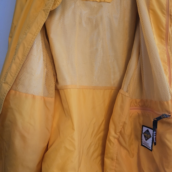 L.L. Bean Women's Yellow Jacket - Picture 9 of 10